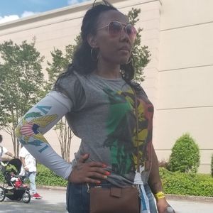 Meet your Posher, Nina